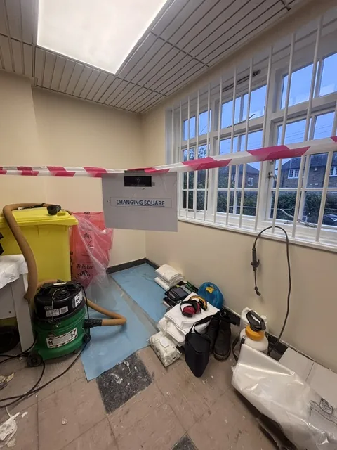 Asbestos floor tile and bitumen removal in Parson's Green